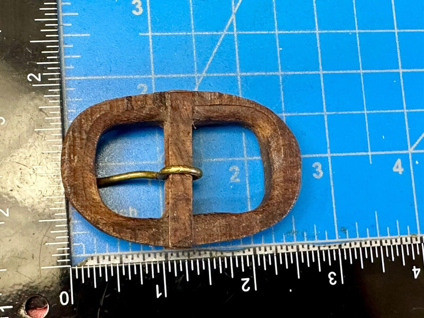 Vintage Artisan Mixed wood inlaid oval center bar quality Belt Buckle