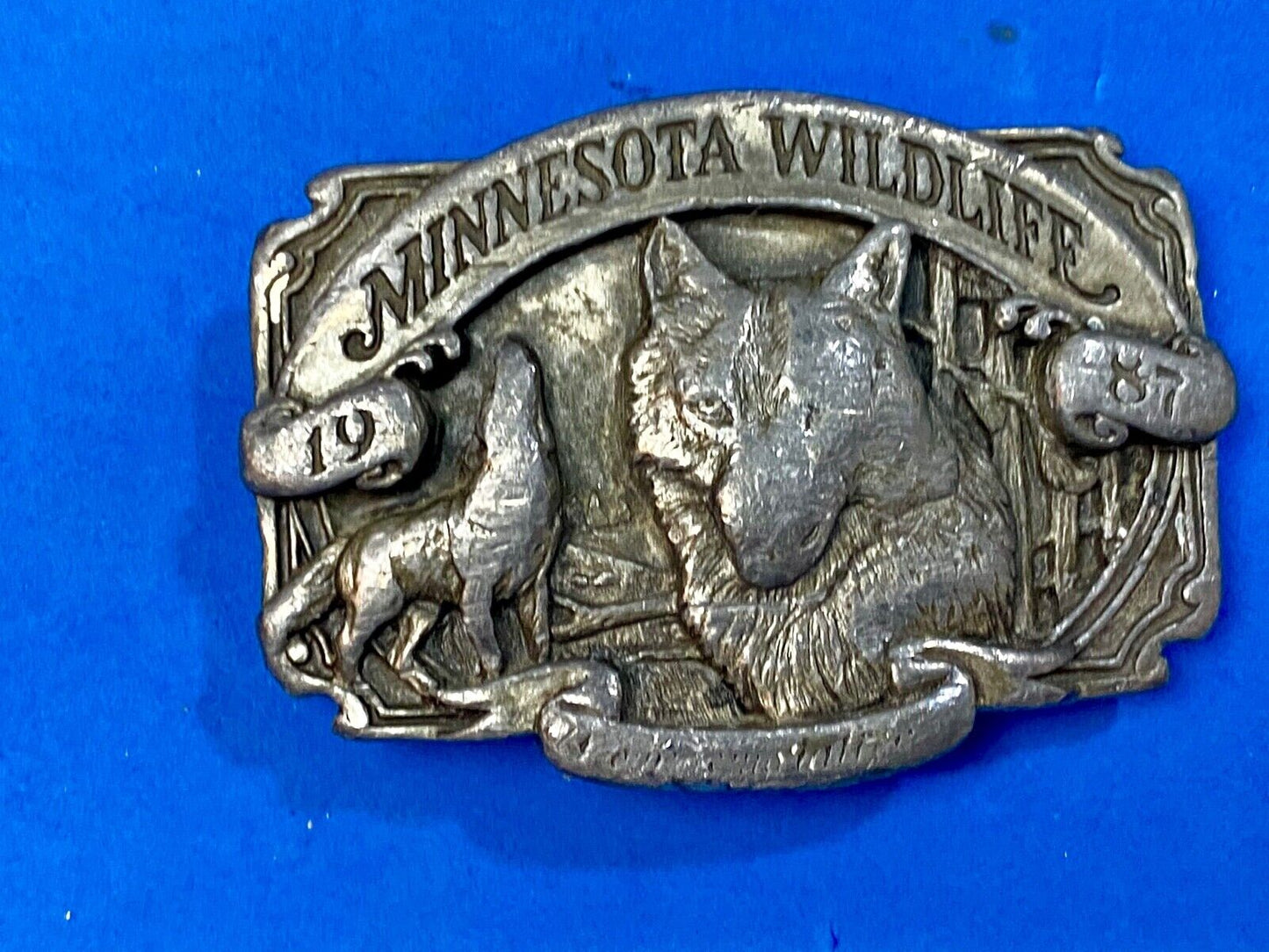 Vintage 1987 Commemorative Timber Wolf State of MN Minesota Wildlife series