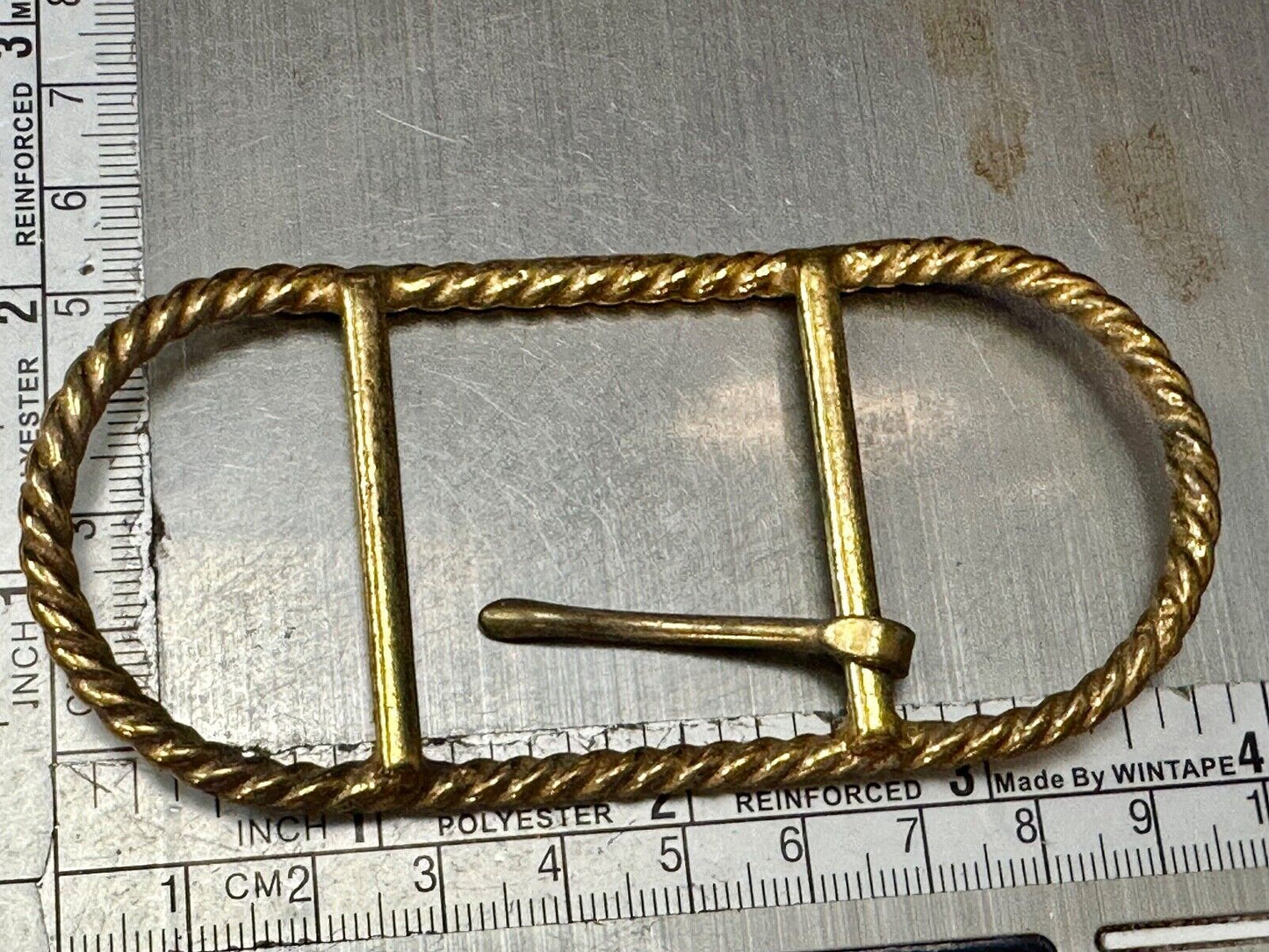 unique 4" wide Vintage gold tone Rope or Knot pattern belt buckle