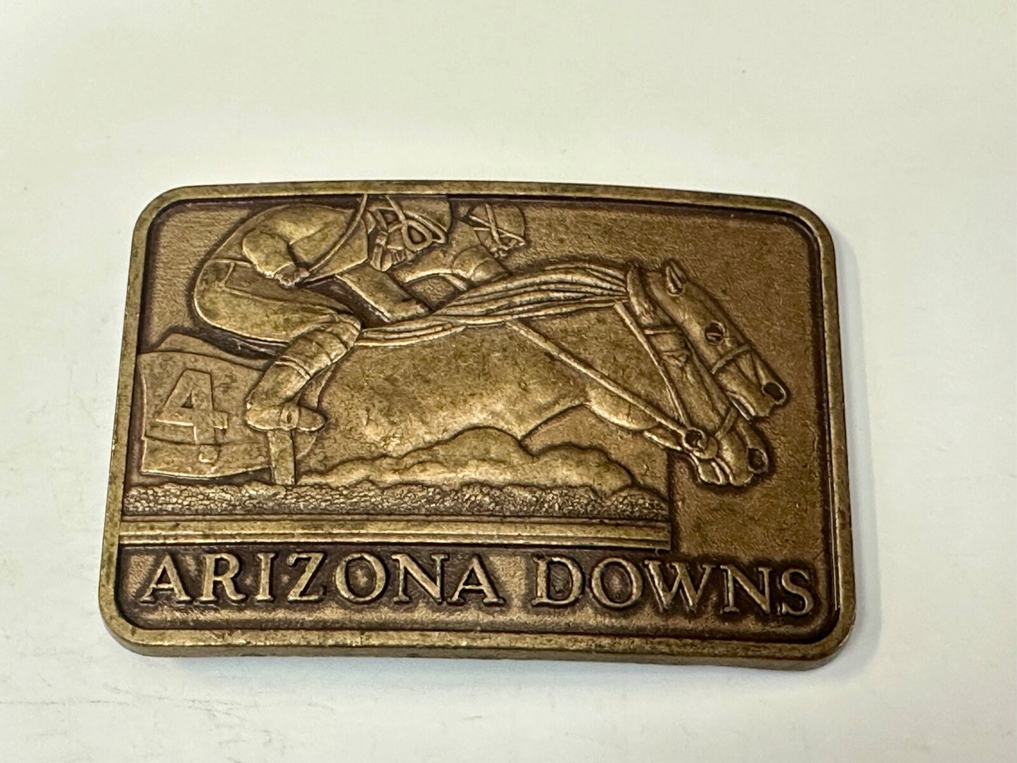 Vintage Arizona Downs Jockeys On Horses Racetrack Vtg. Brass Tone Belt Buckle