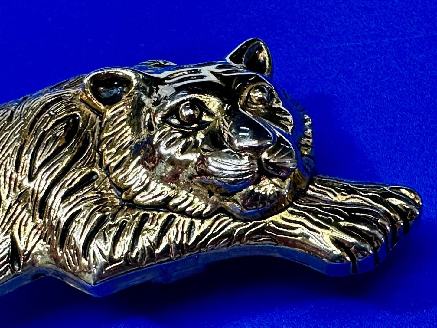 Tiger Mountain Lion HUGE 6" Wide Large Gold Tone Vintage Belt Buckle