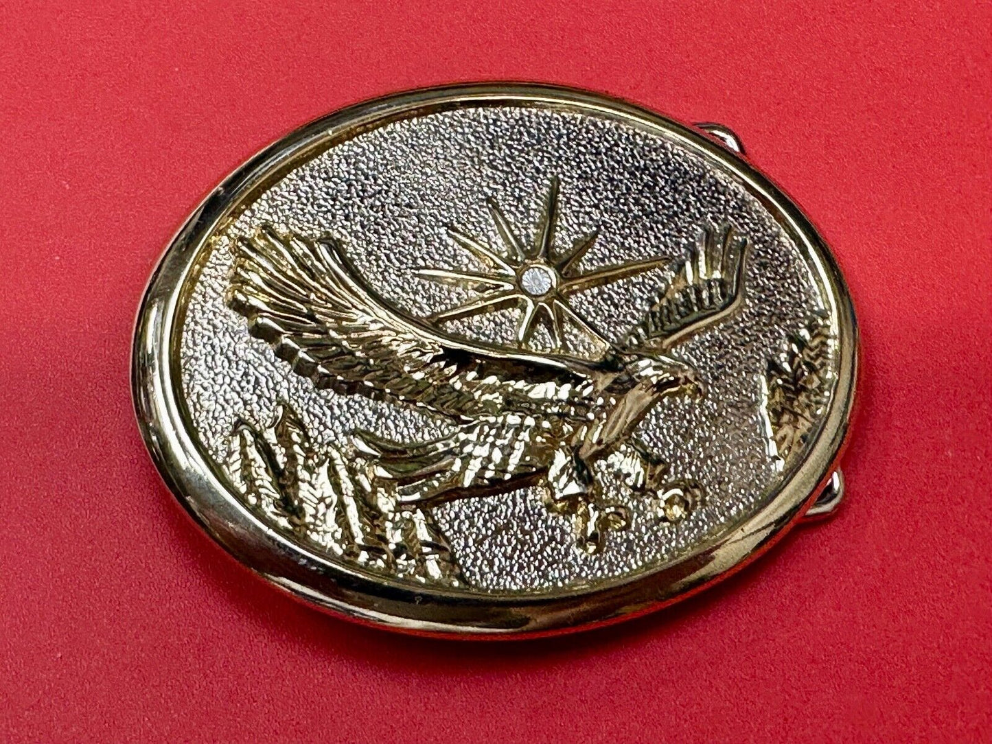 USA Patriotic flying classic Bald Eagle with sun starburst belt buckle