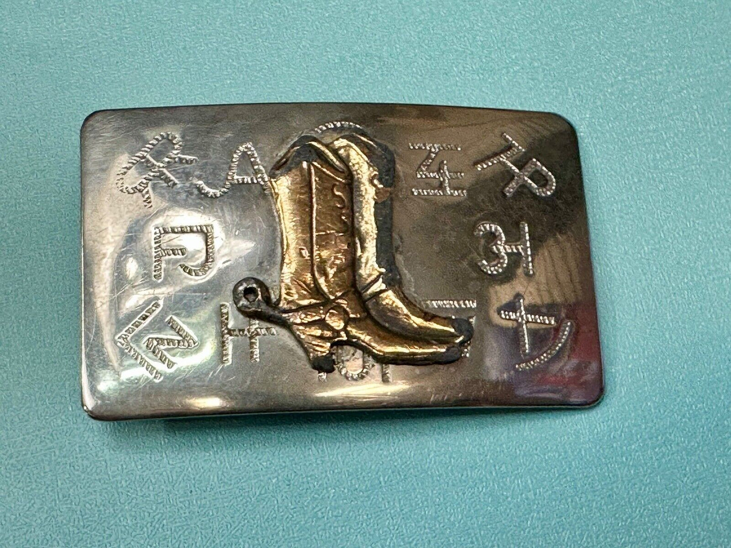 Vintage Cowboy Boots - Western two tone Chambers belt buckle with cattle brands