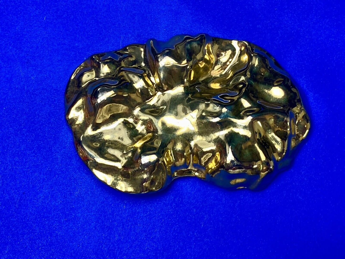 Vintage chunky gold tone crinkle pattern 4" wide scarf slide