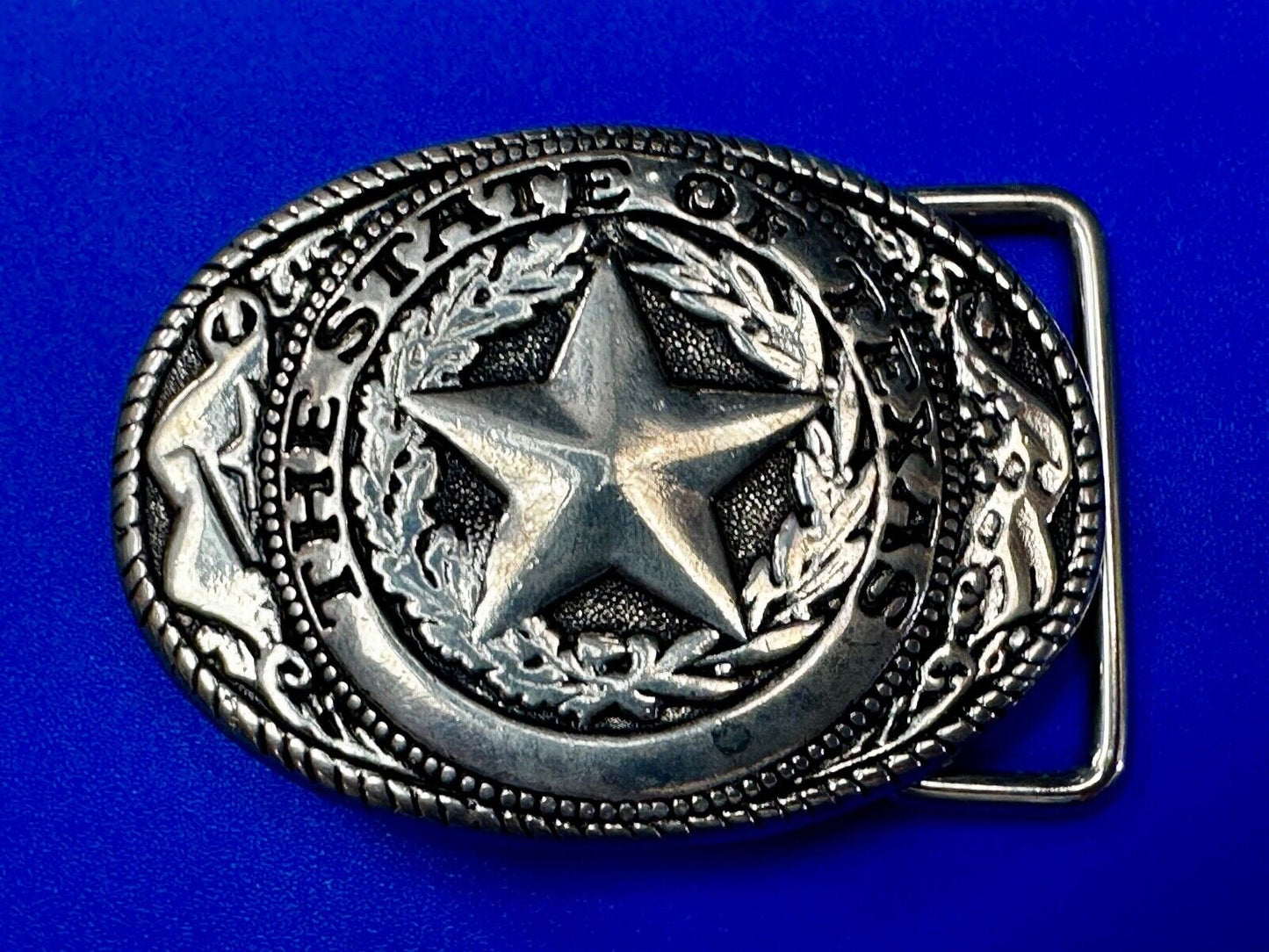 The Great State of Texas Star Flag Theme Vintage Silver tone western Belt Buckle