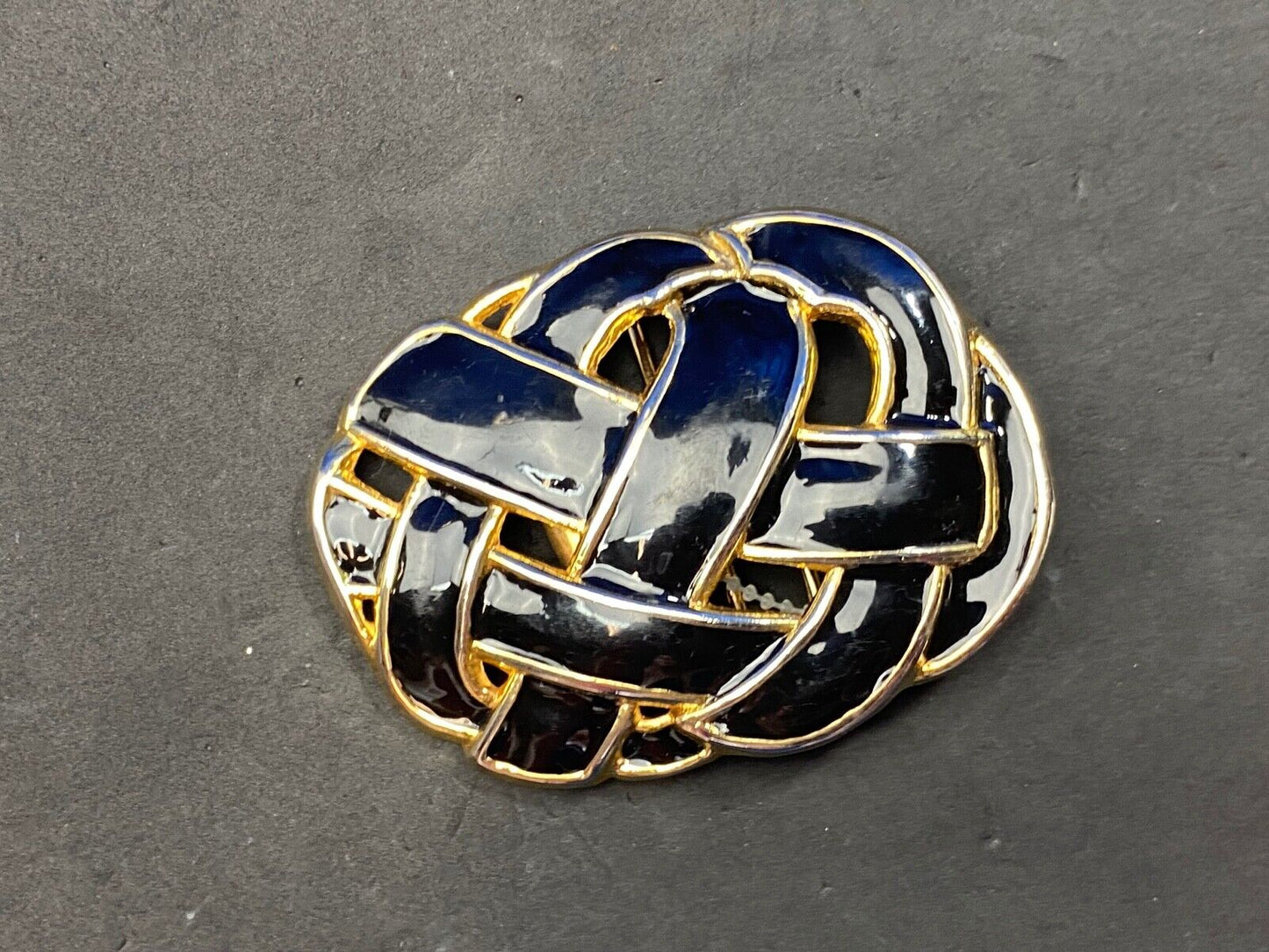 Vintage Day-Lor black and gold belt buckle