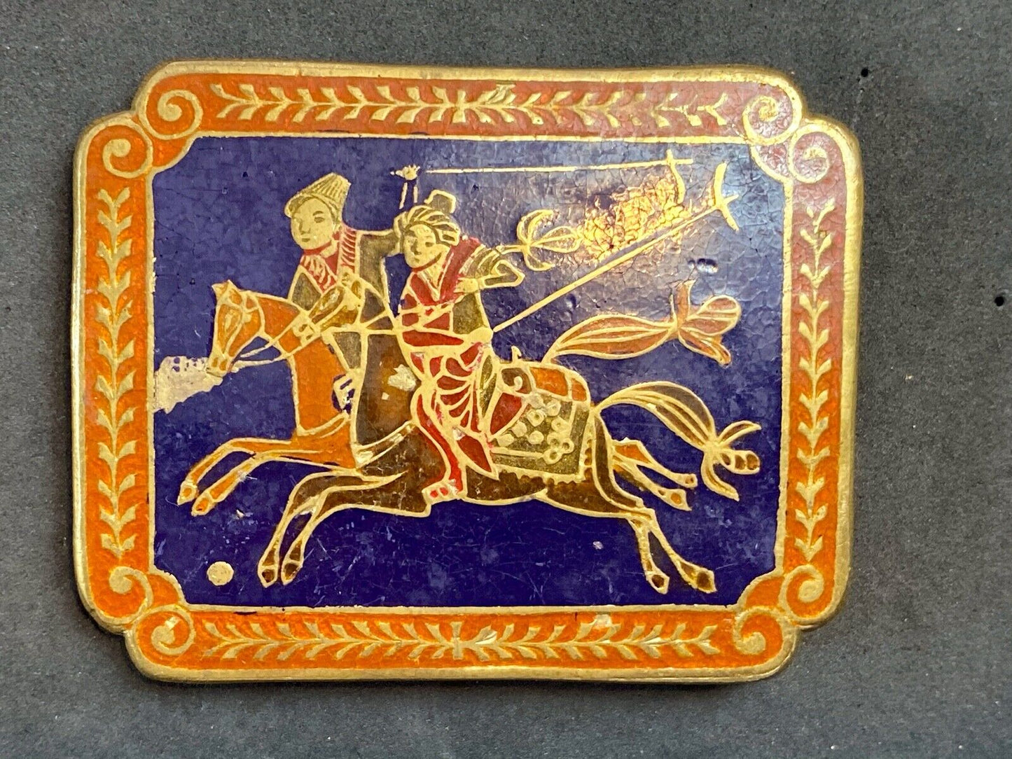 beautiful - riding horseback soldiers? Made in India - Dual pin belt buckle