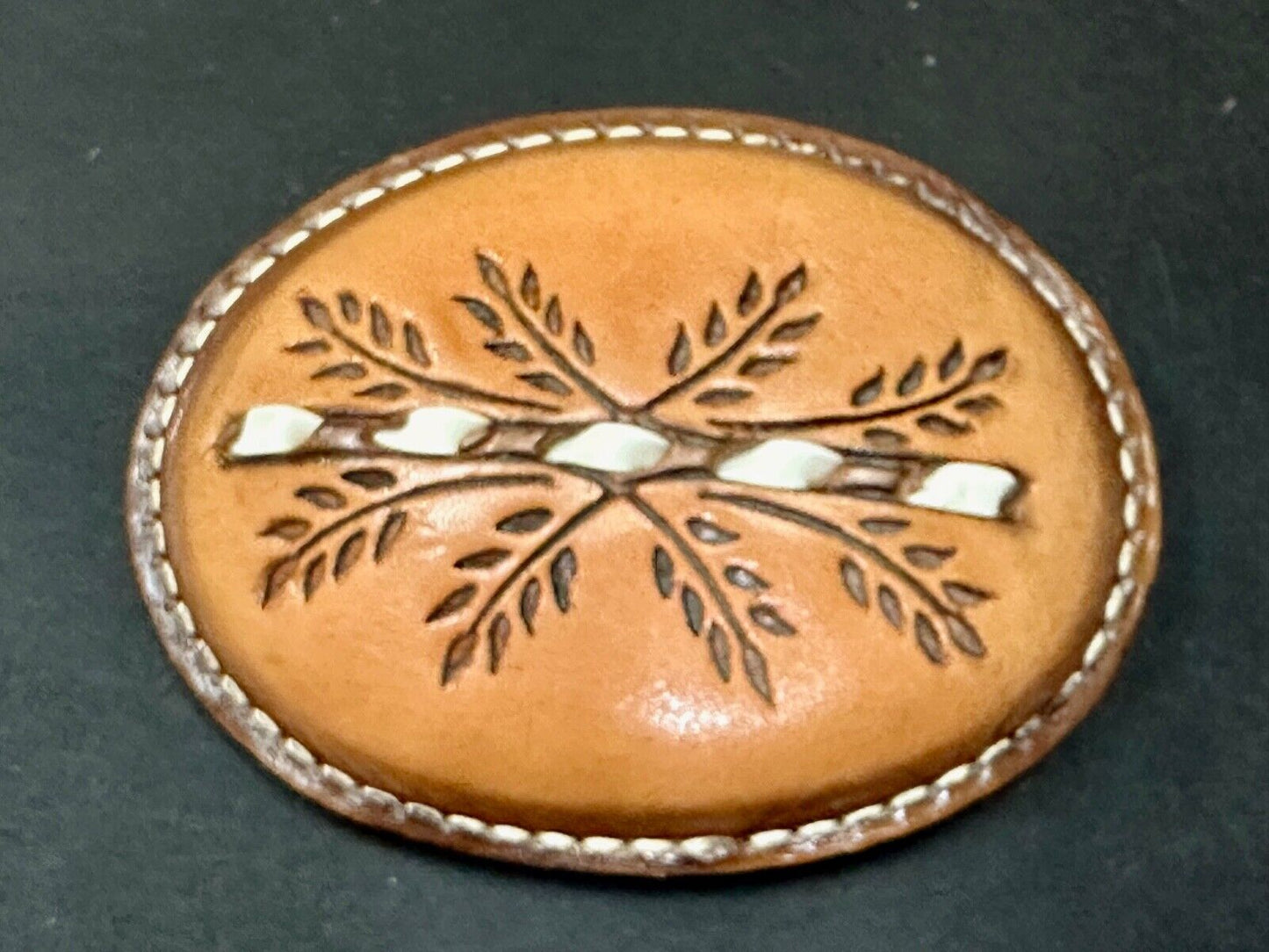 Beautiful Leather Factors Western oval mixed color / tooled Belt Buckle