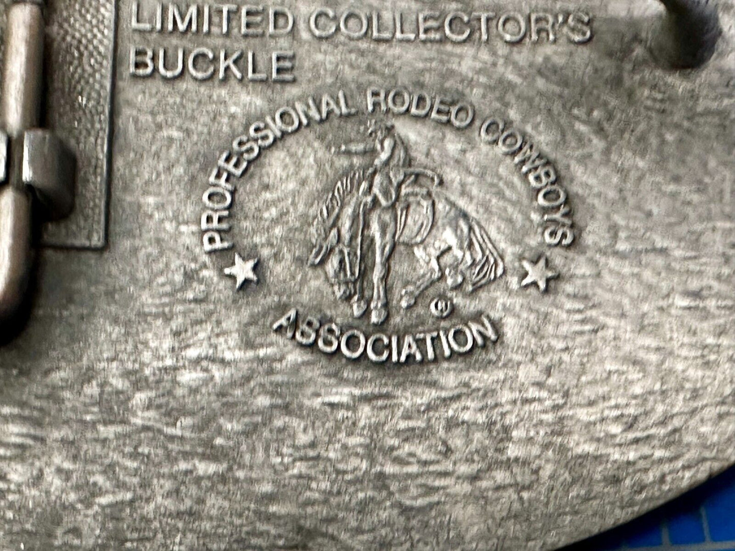 2002 Hesston NFR National Finals Rodeo Wrangler Montana Silversmiths Belt Buckle