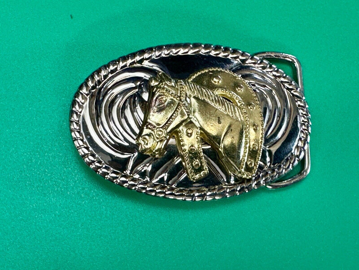 Beautiful NOS Horse head / lucky horseshoe - small two tone oval belt buckle