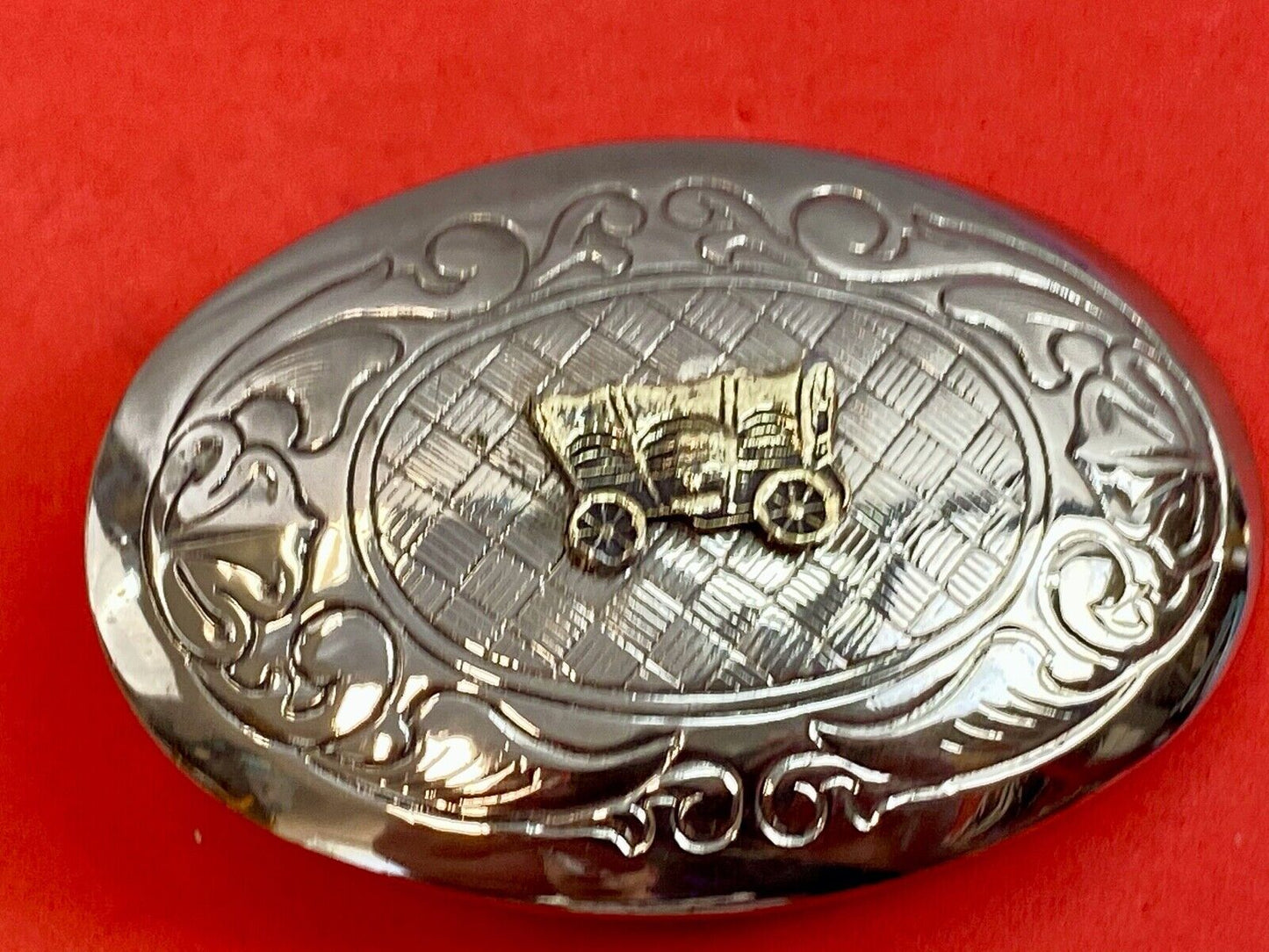 USA Made vintage western covered wagon engraved mixed metal belt buckle