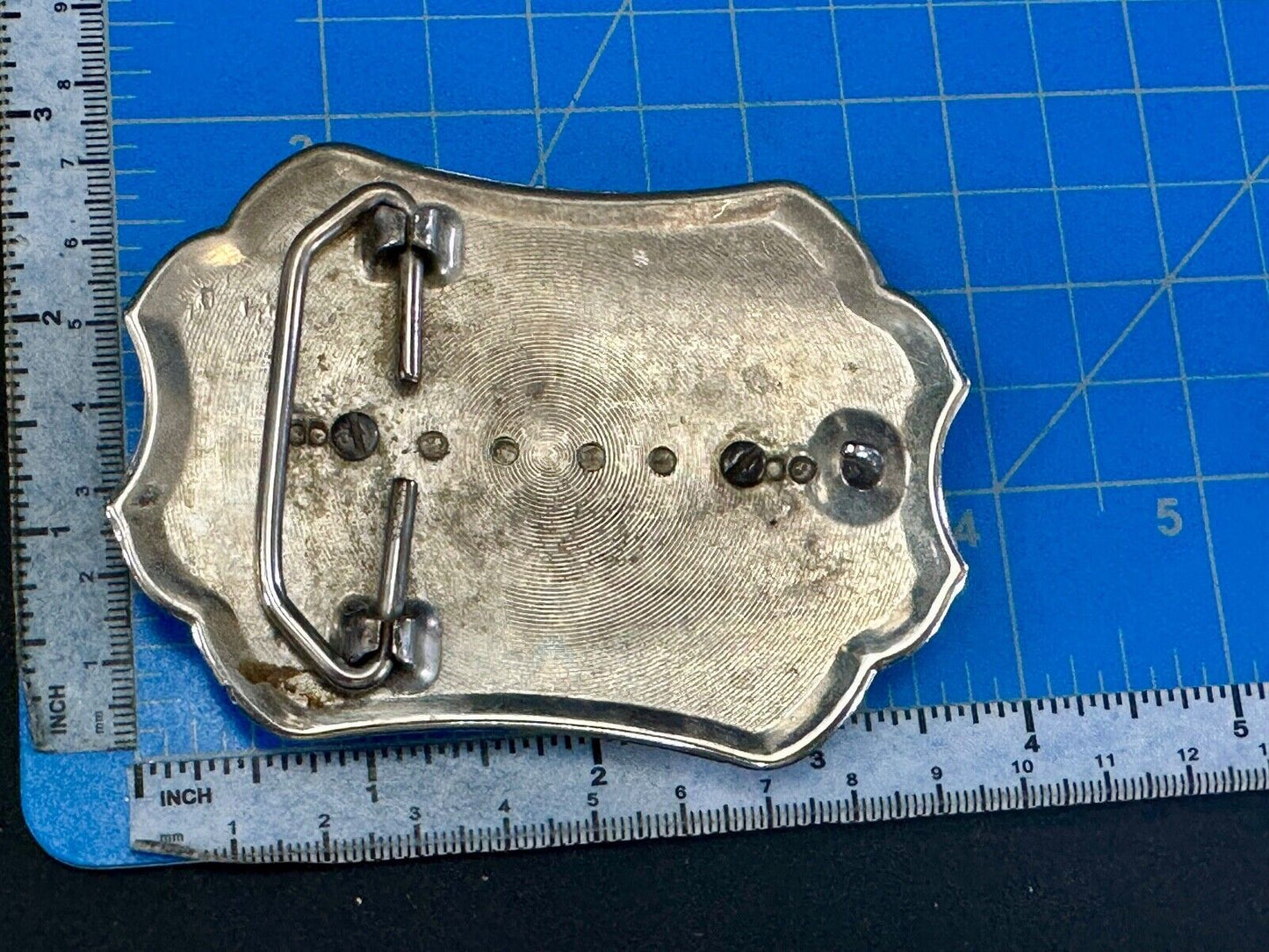 Vintage cabochon cab stone centerpiece on western silver tone belt buckle