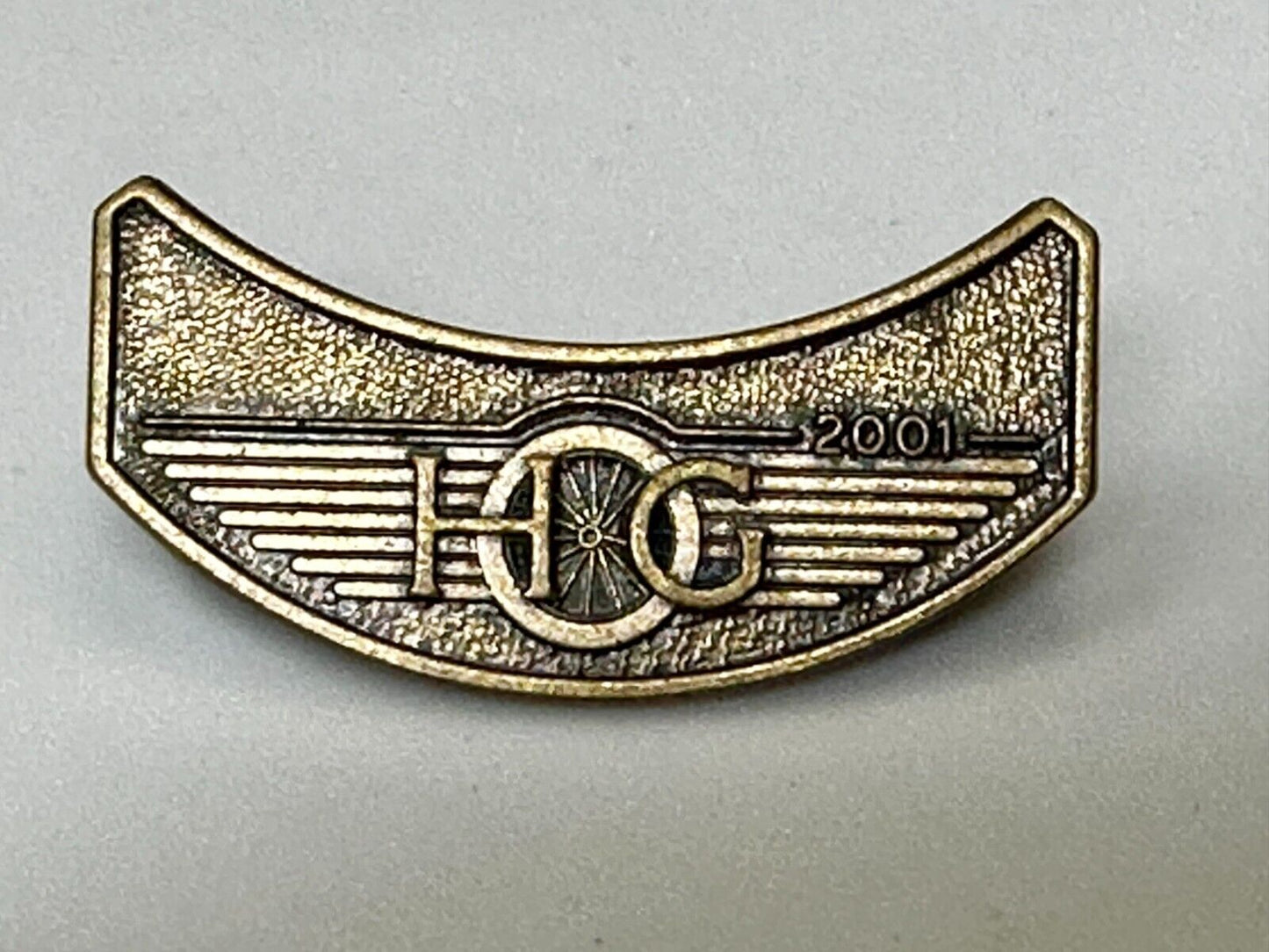 2001 Club pinback Harley Davidson Owners Group HOG Pin for Jacket or Vest