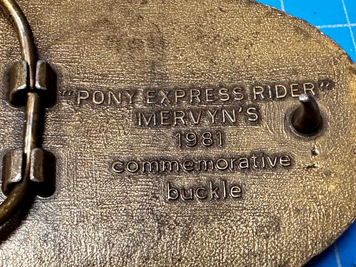 Vintage 1981 Pony Express Rider Mervyn's Commemorative Brass Tone Belt Buckle