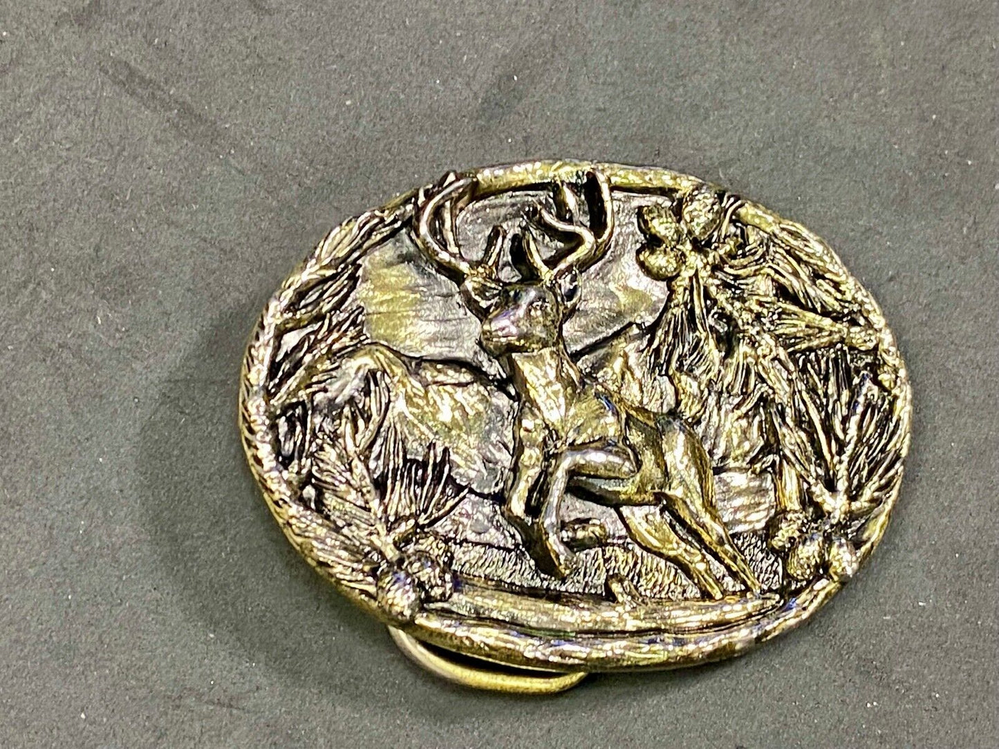 Vintage 1986 Running Buck Doe Or Deer In Nature With Large Antlers Belt Buckle