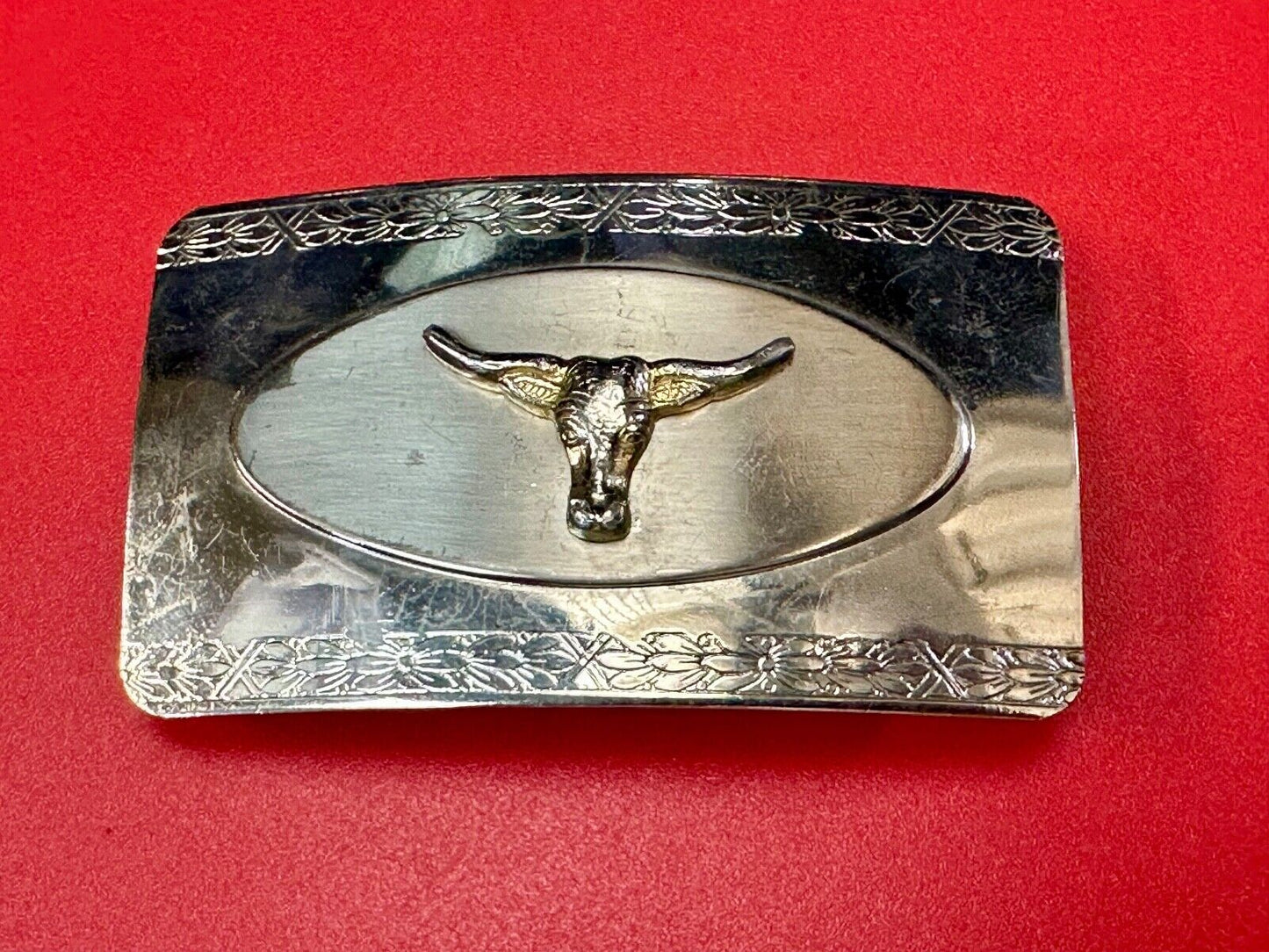 The Longhorn cow steer - cowboys cowgirls western reflective Vintage belt buckle