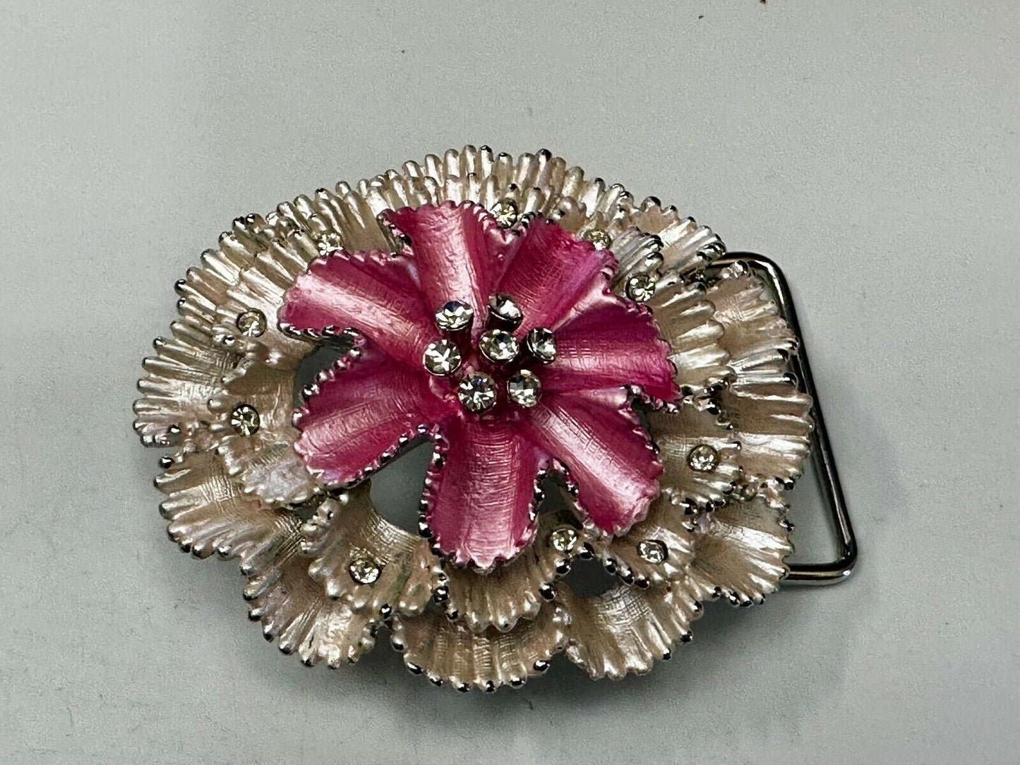 Unique Pink White Colored Flower 3D Pattern Rhinestone Accented Belt Buckle