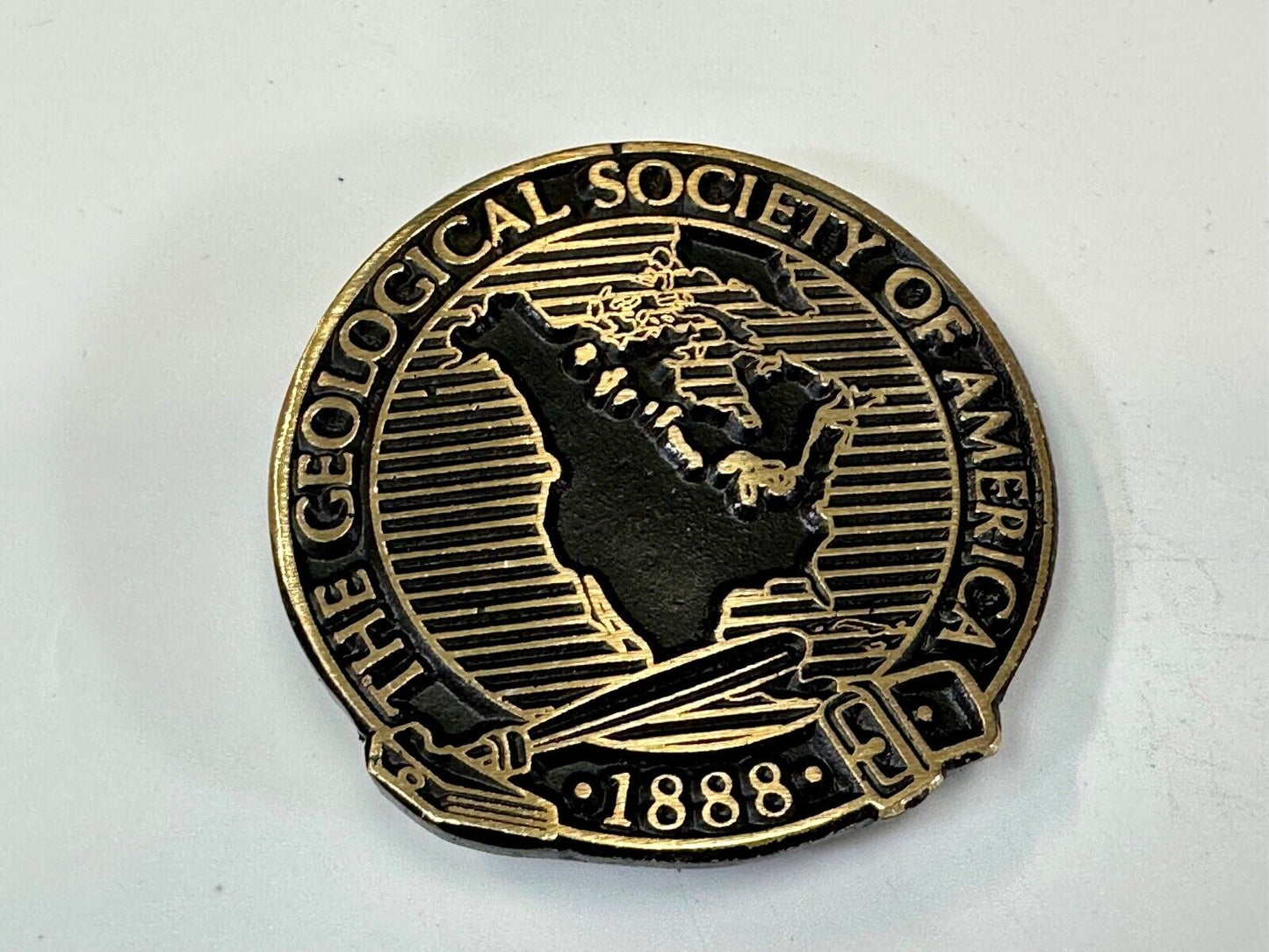 The Geological Society of America vintage solid brass round belt buckle