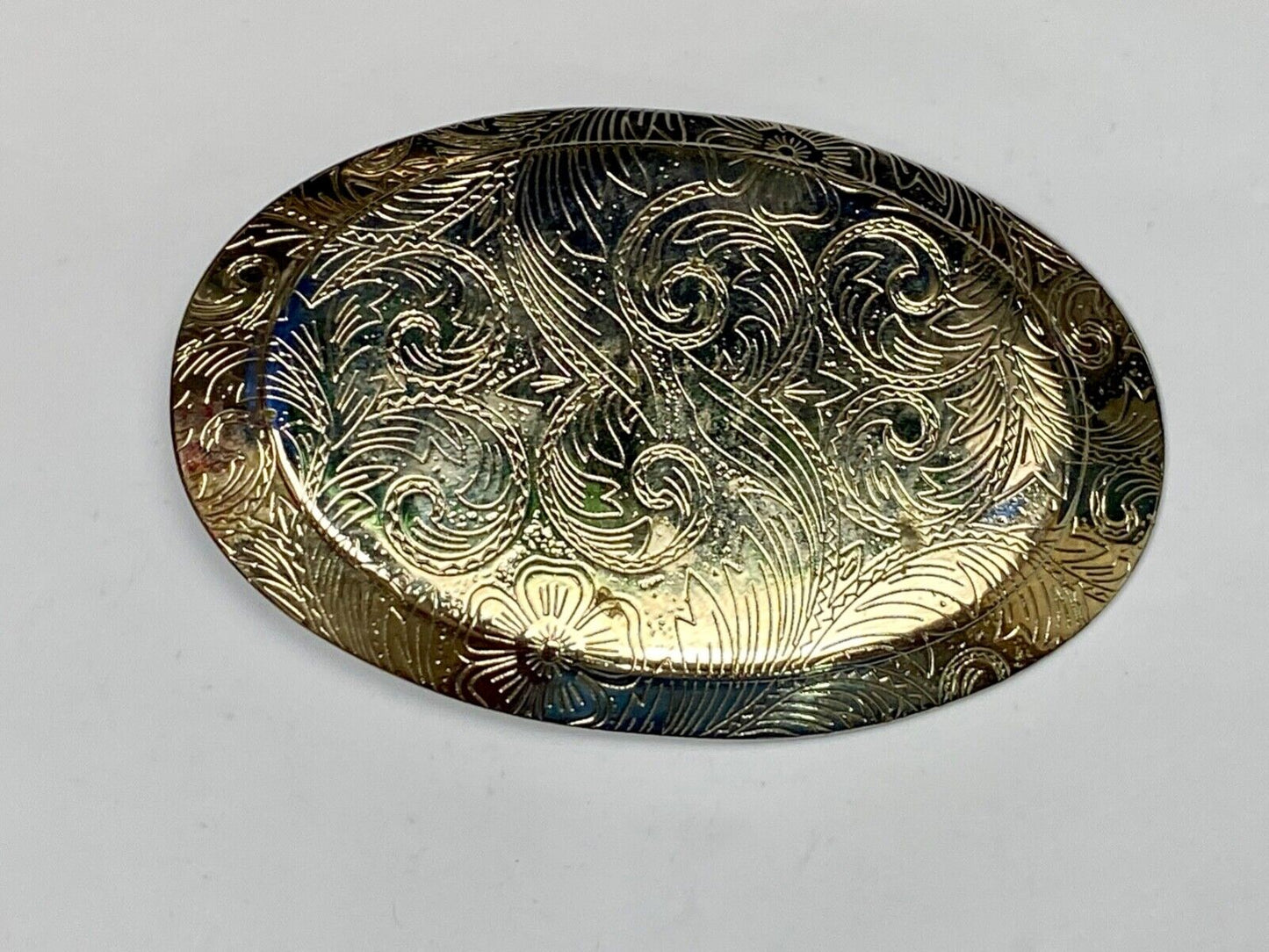 Beautiful Engraved Western Oval Flower Pattern Belt Buckle
