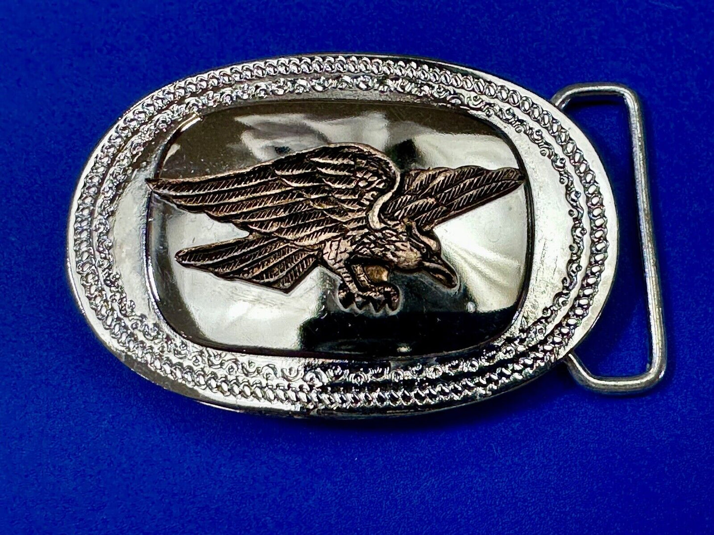 The Eagle Hunting Prey Flying Wings Wide Vintage Mirrored two tone belt buckle