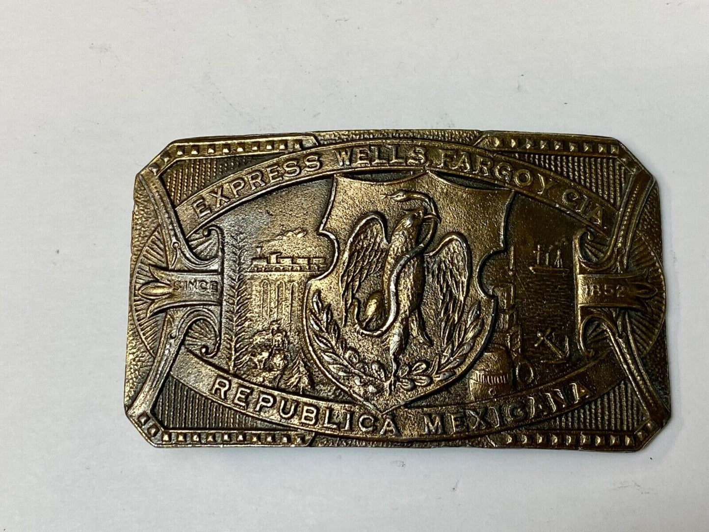 belt buckle wells