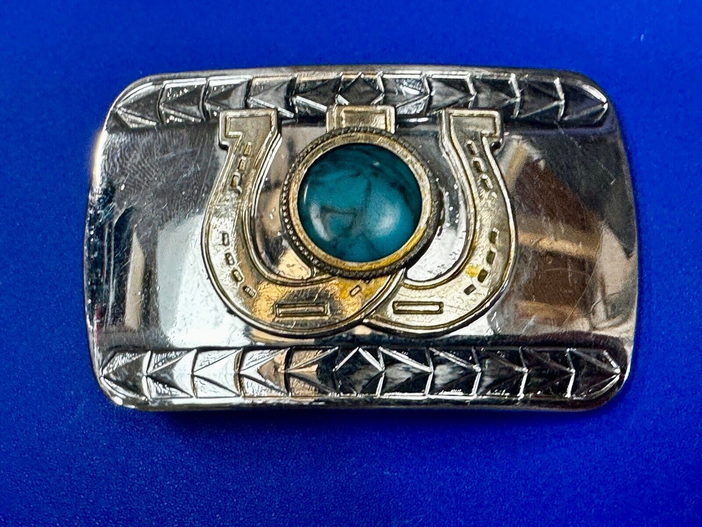 Turquoise Stone centerpiece Western Belt Buckle w/Lucky Dual Horseshoe Surround