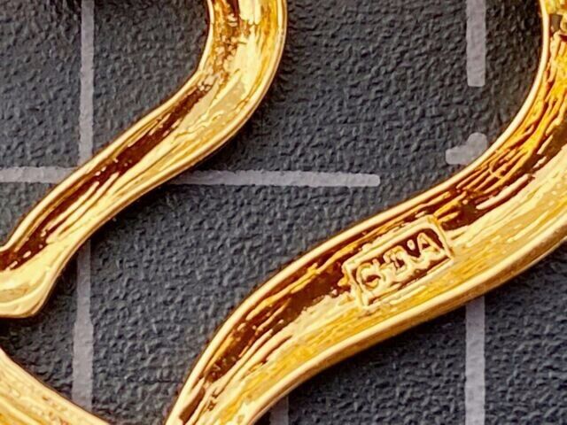 Vintage Brooch Scatter Pin Tie Tac Signed CTA Heart Victorian Antiqued