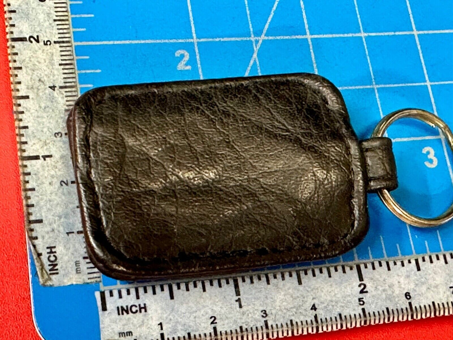 Bentley TR Soft Leather Fob Car Key Chain Ring Car Dealership Dealers Keychain
