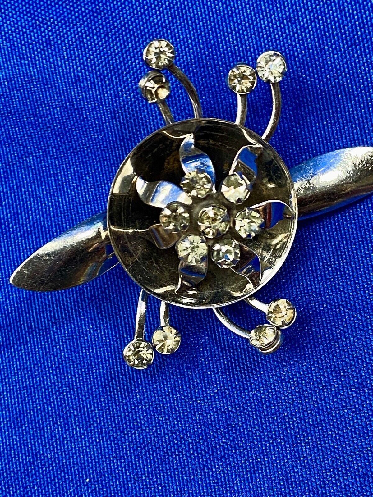Unique Vintage Flower Brooch Lapel Pin Silver Tone Rhinestones