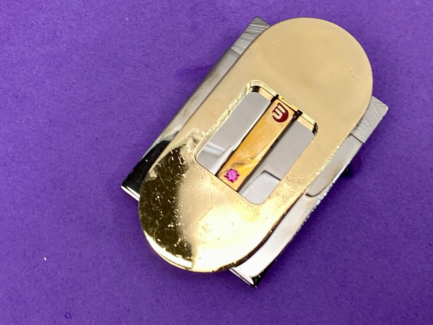 The United Illuminating UI Ruby accented belt buckle by Jostens