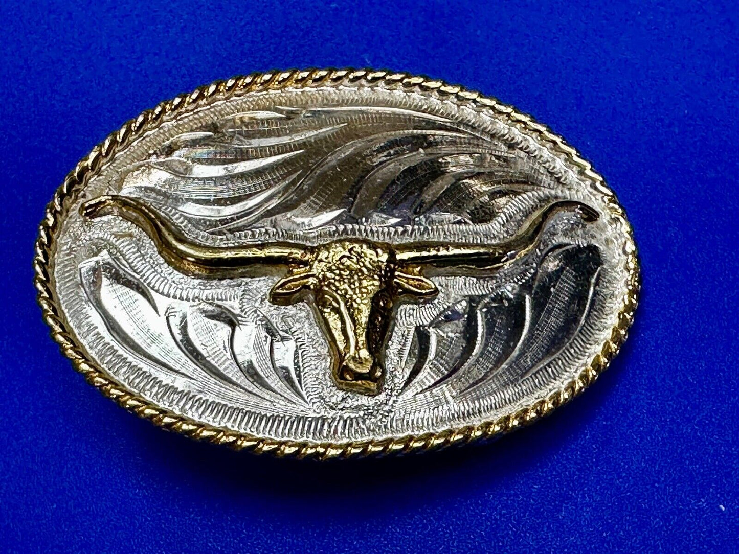Beautiful Longhorn Western Cowboys Steer Vintage Two Tone Alpaca Mex Belt Buckle