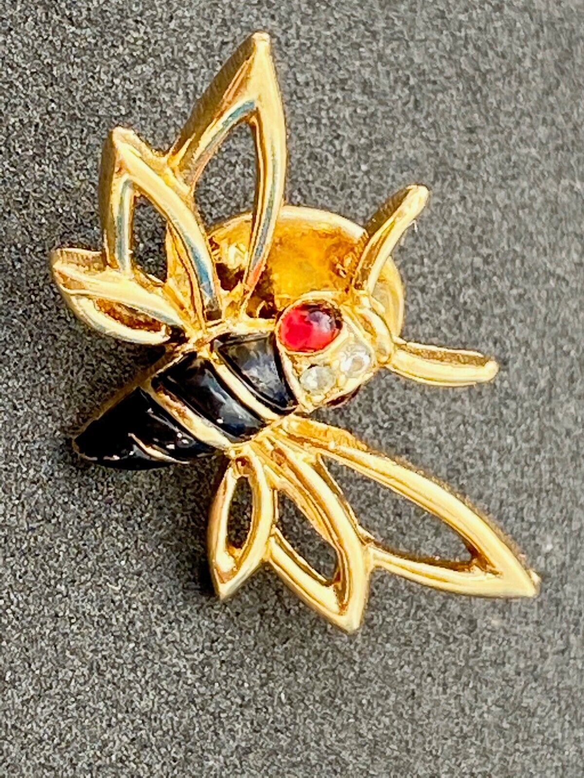 Bee Pin Jewelry, Bumblebee, Queen Bee Vintage Brooch Signed 16Maz B.A.B. Regd