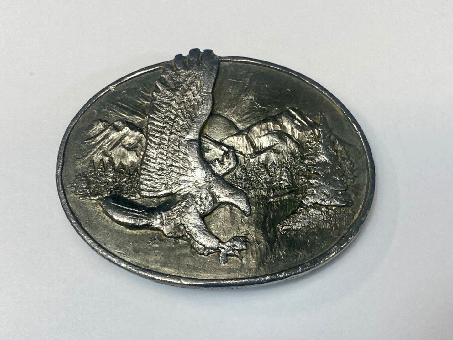 The Eagle - Bird and Symbol of Courage Freedom Siskiyou Vintage 1982 belt buckle
