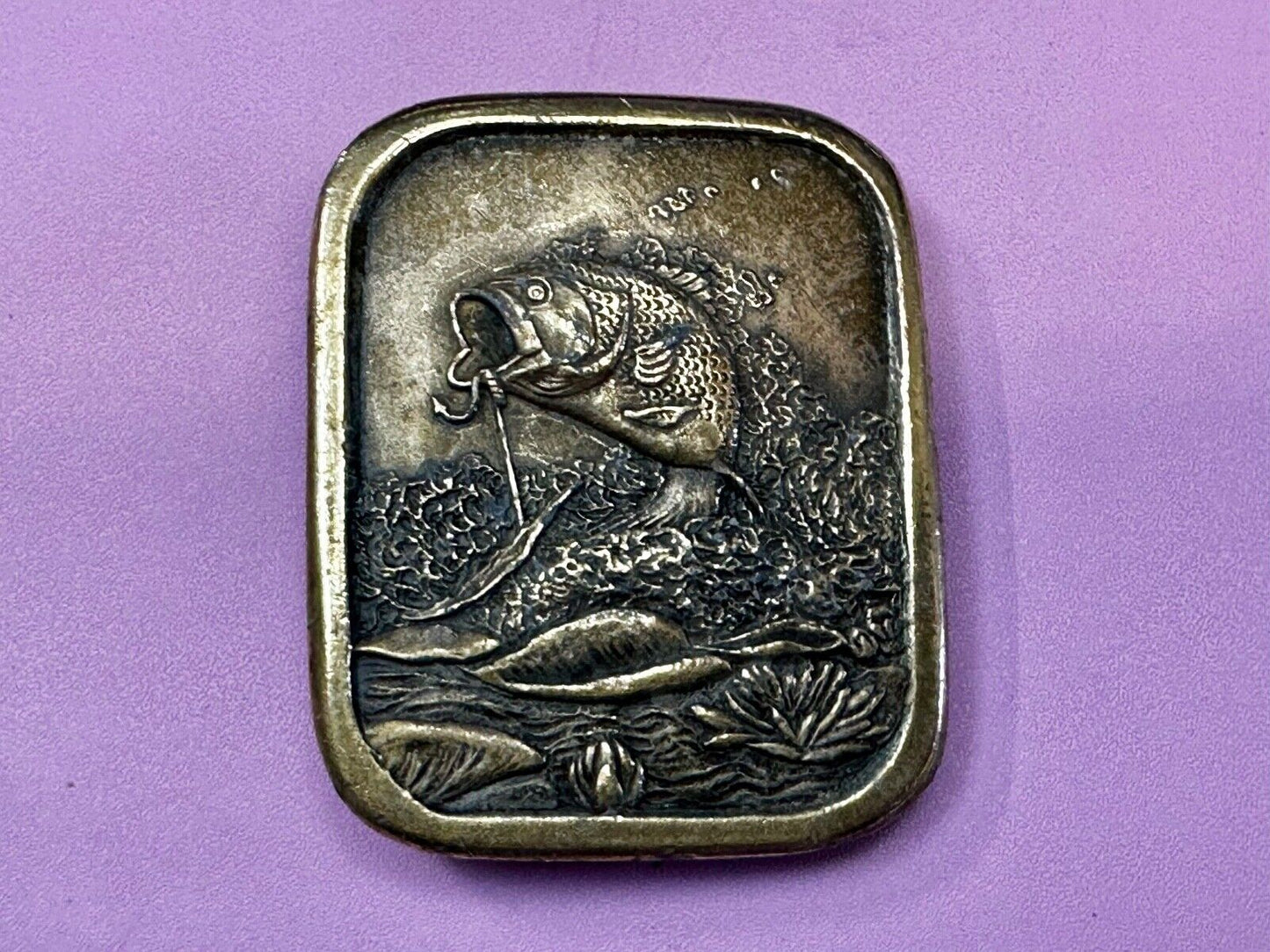 Bass Sport Fishing Vintage 1976 Indiana Metal Craft Belt Buckle