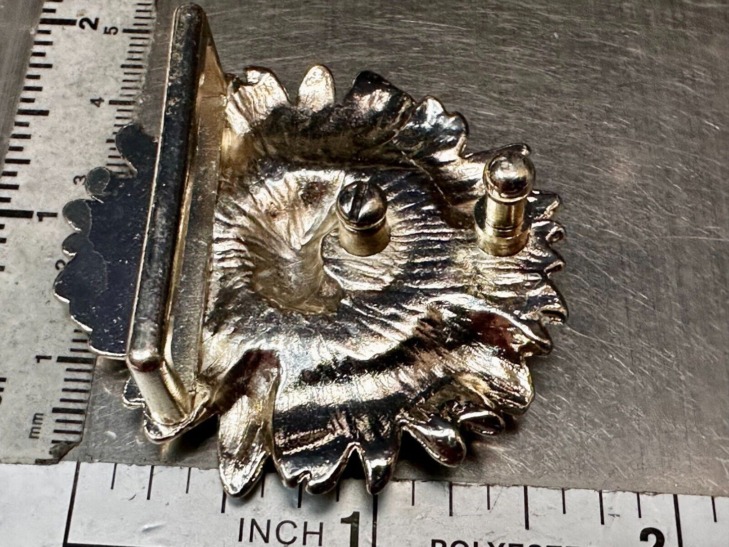 Beautiful Sunflower Small Cutout Figural Silver Tone Vintage Belt Buckle