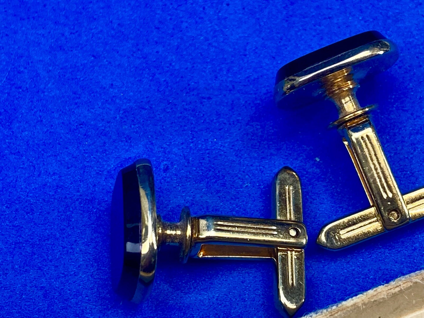 Vintage Hickok Large Pair Of Gold Tone - Black Face Cufflinks In Case
