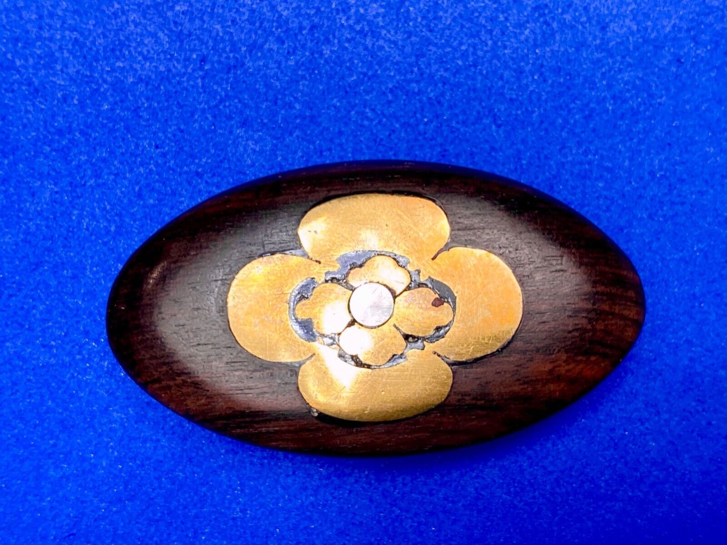 Vintage 1980 inlaid wood flower artisan - solid brass QUALITY belt buckle