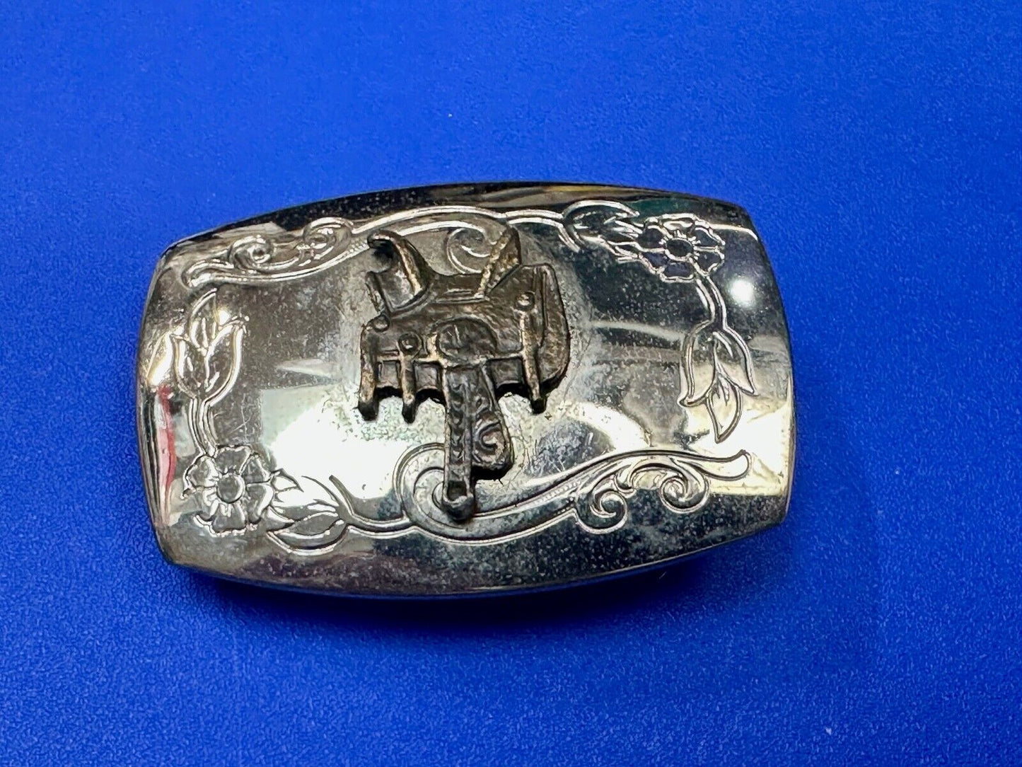 Vintage Cowboy Horse Saddle western two tone belt buckle