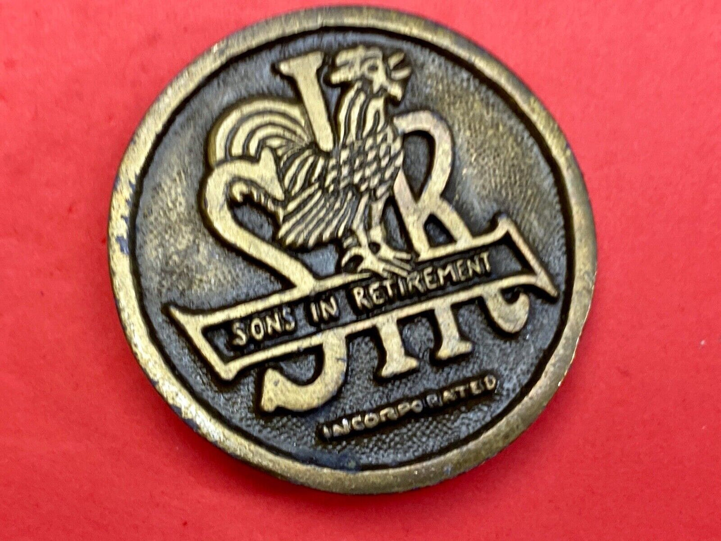 Vintage California SIR - Sons in Retirement round logo belt buckle