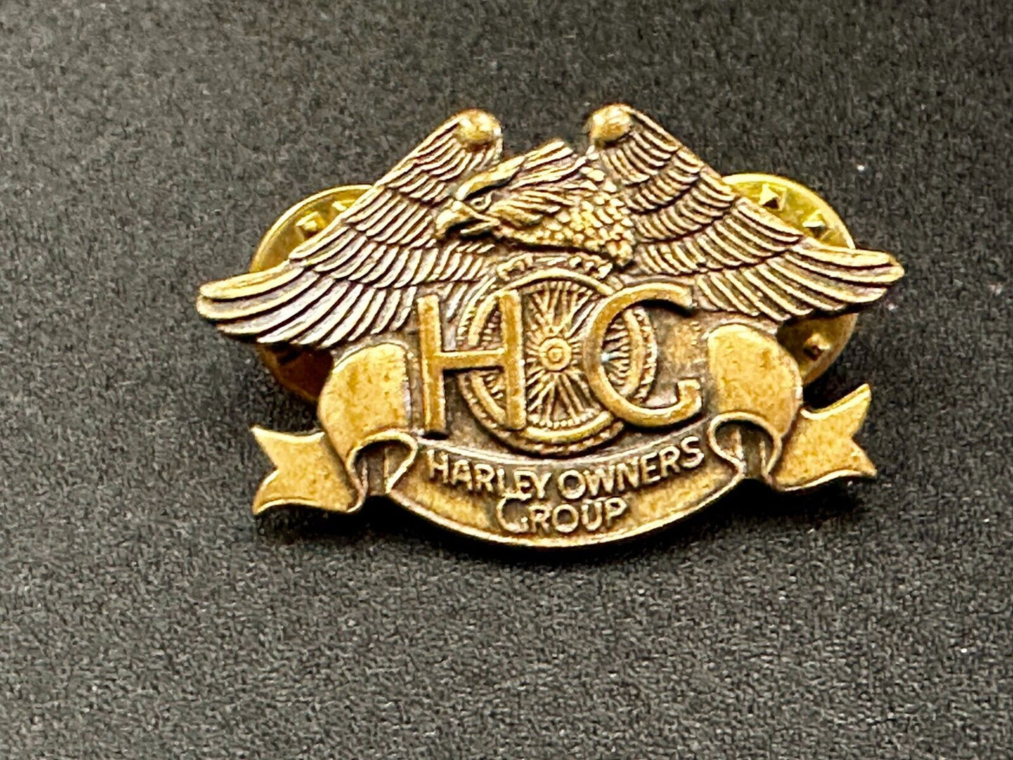 Vintage 1983 Harley Davidson Eagle Badge HOG Owners Group Jacket Vest Biker Pin
