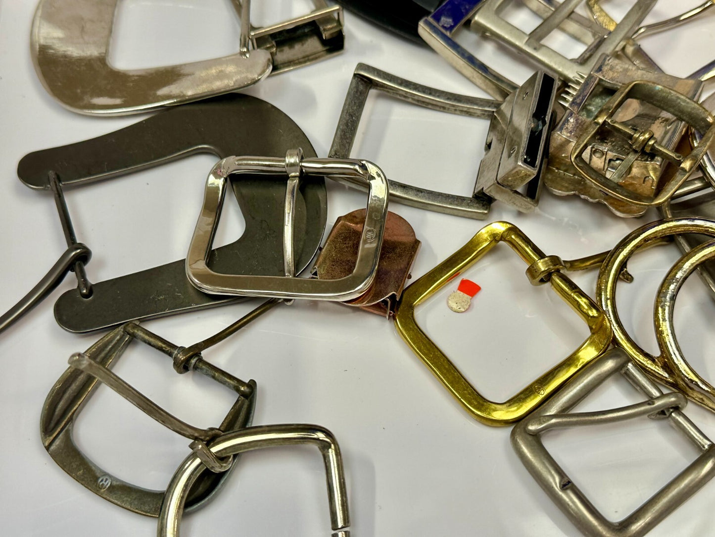 27 Piece Mixed Lot, Grab Bag - Resale Gifts! Vintage & Modern Belt Buckles