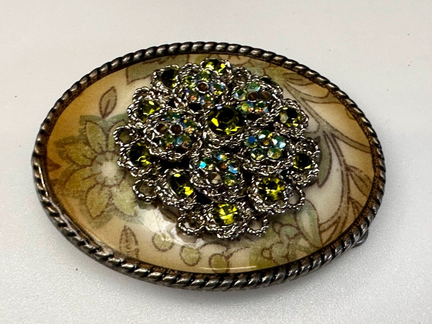 Beautiful Chunky Centerpiece Flower Pattern Rhinestone Accented IVAN Belt Buckle
