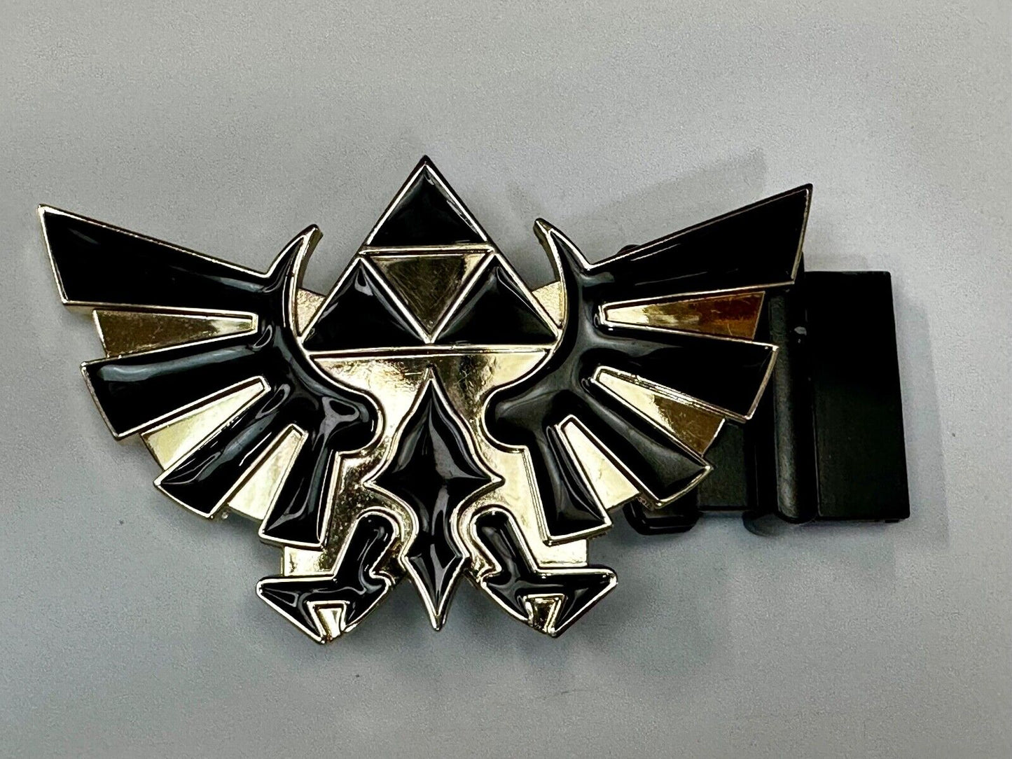The Legend Of Zelda Triforce Nintendo 2011 Belt Buckle with buckle extender
