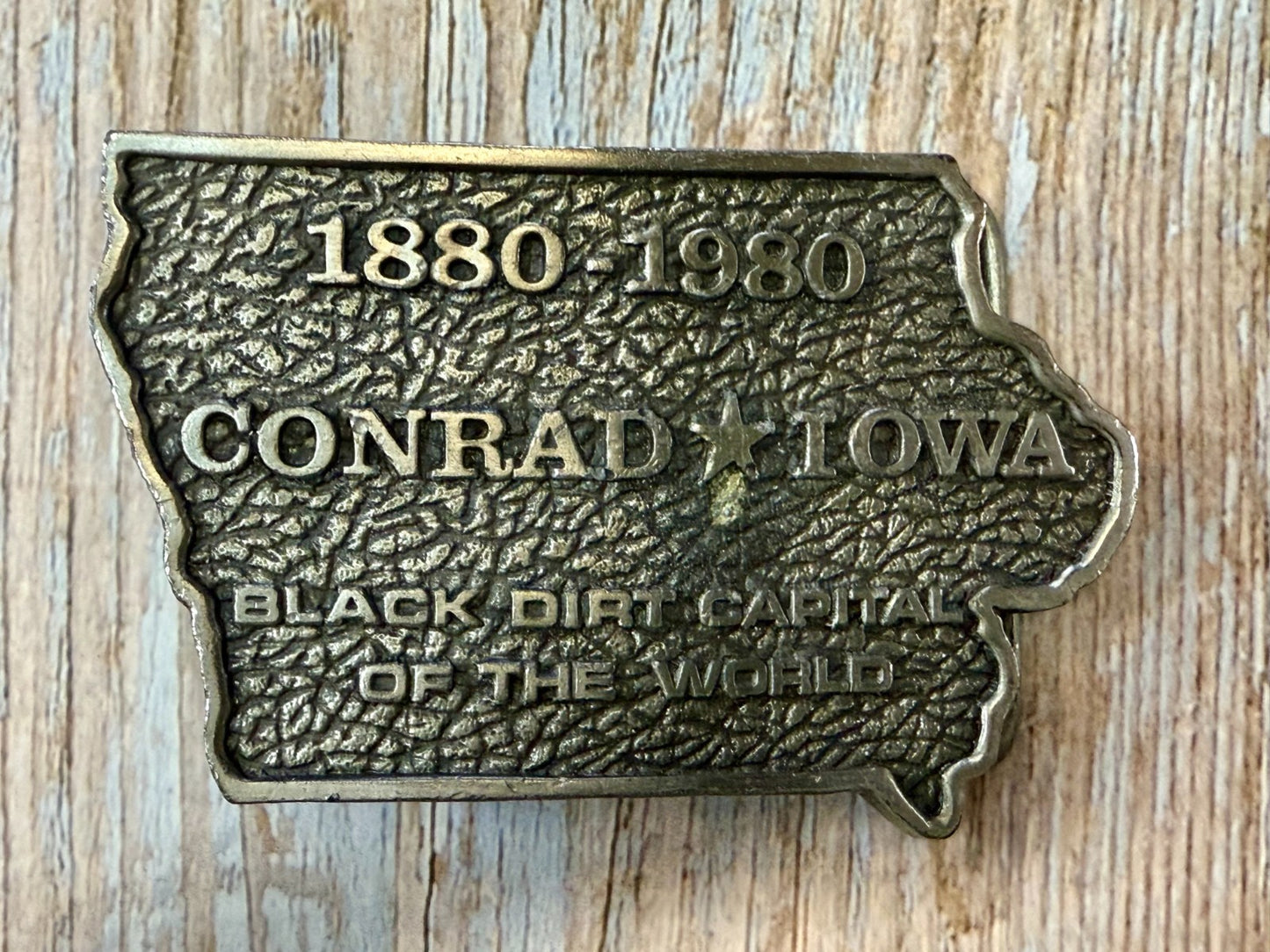 Black Dirt Capital of the World Conrad Iowa 1880-1980 Centennial Belt Buckle