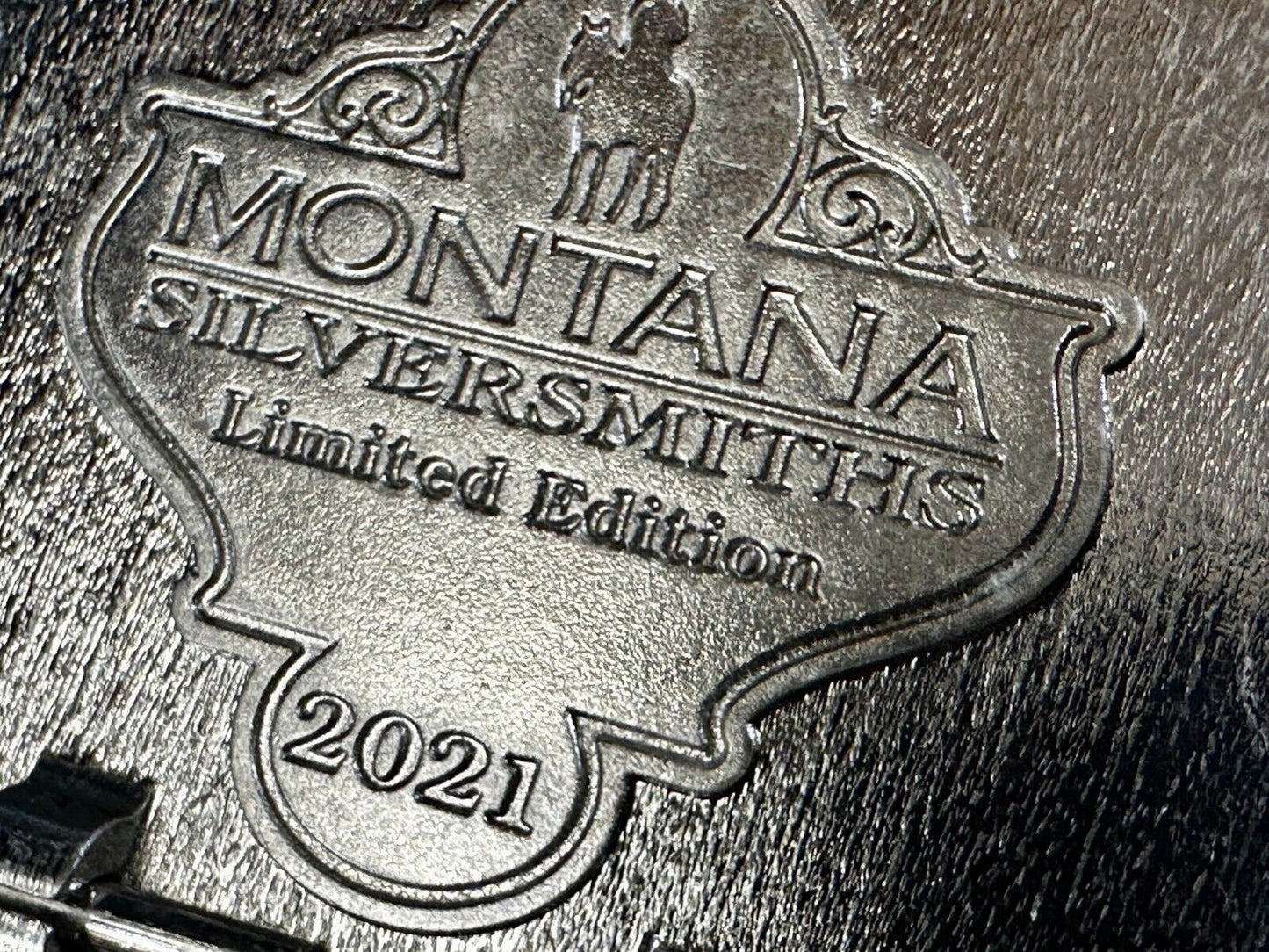 2021 Pendleton whiskey Let'er Buck Rodeo Cowboy Montana Silversmiths Belt Buckle