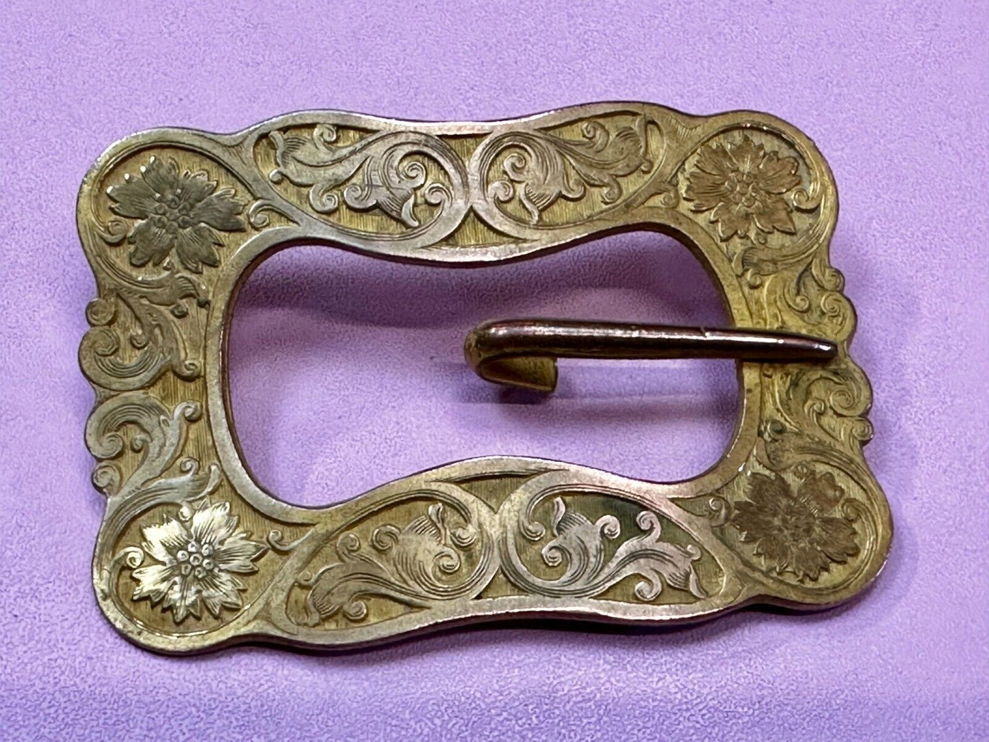Antique? Victorian Art Nouveau Gold Color Filigree Hook Prong Belt Buckle