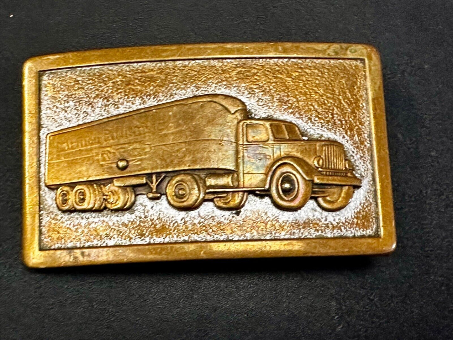 Big Rig Raised Semi Drivers 18 Wheeler Brass Tone Drivers Trucker's Belt Buckle