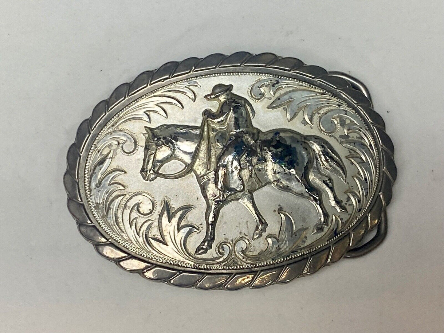 Vintage Cowboy Man Riding Horse Horseback Oval Western Style Belt Buckle