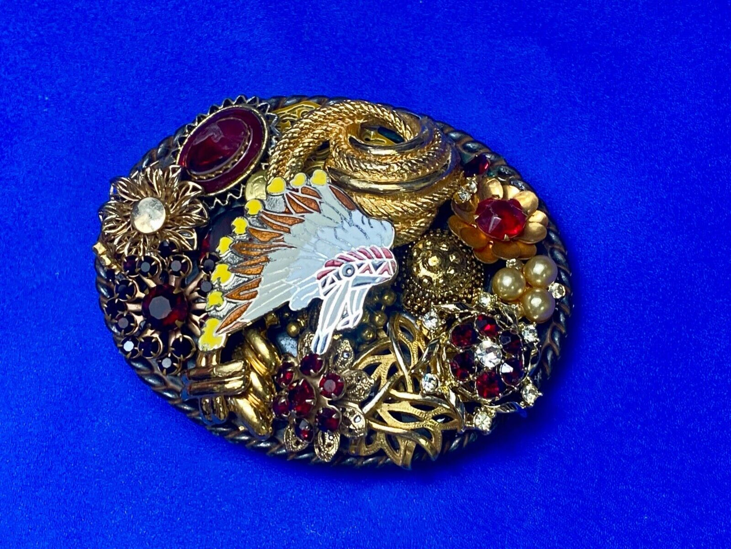 Beautiful steampunk mixed material rhinestone covered oval belt buckle