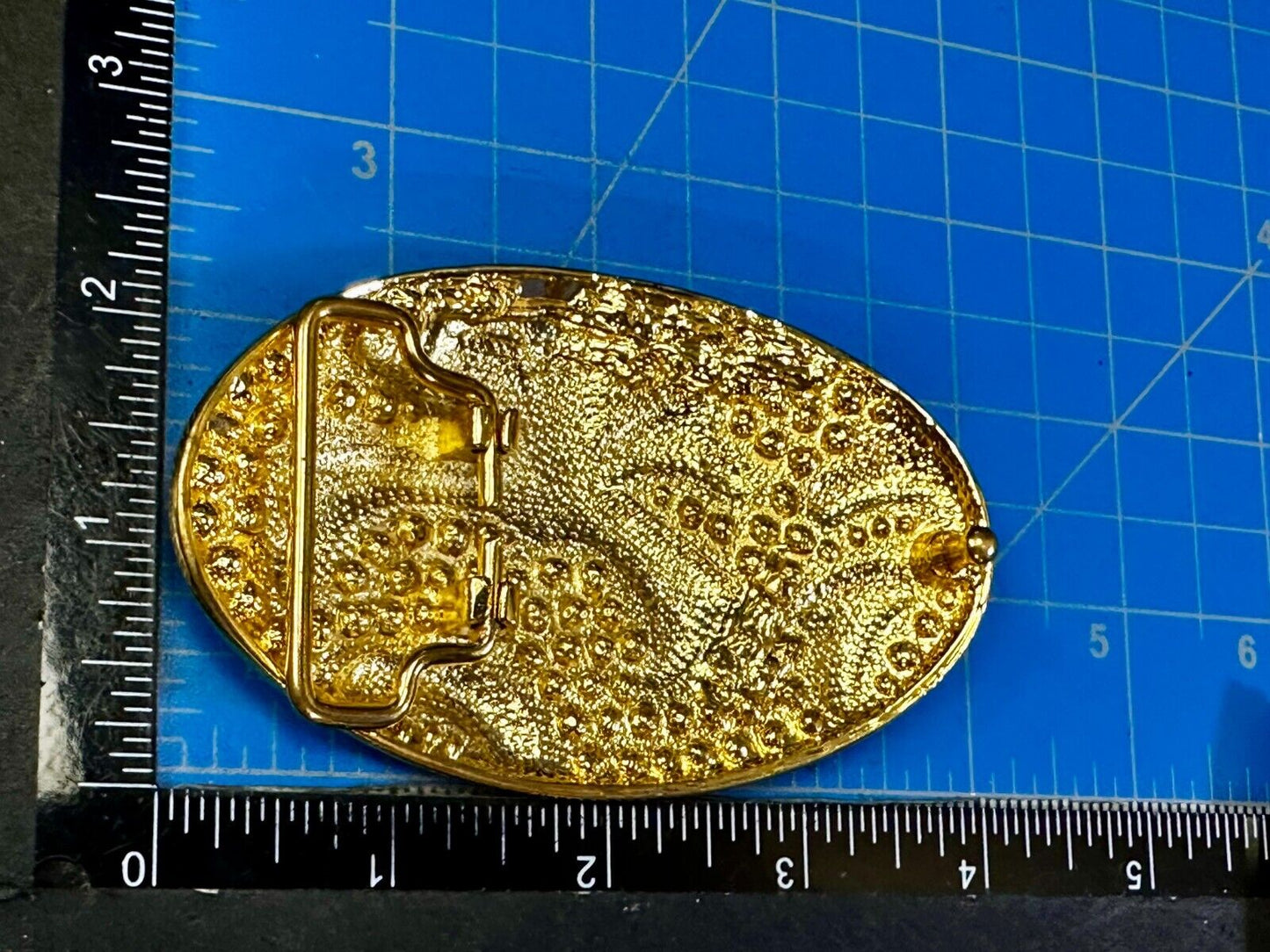 Beautiful Clear Rhinestone Covered Gold Tone Belt Buckle with Leaf Design